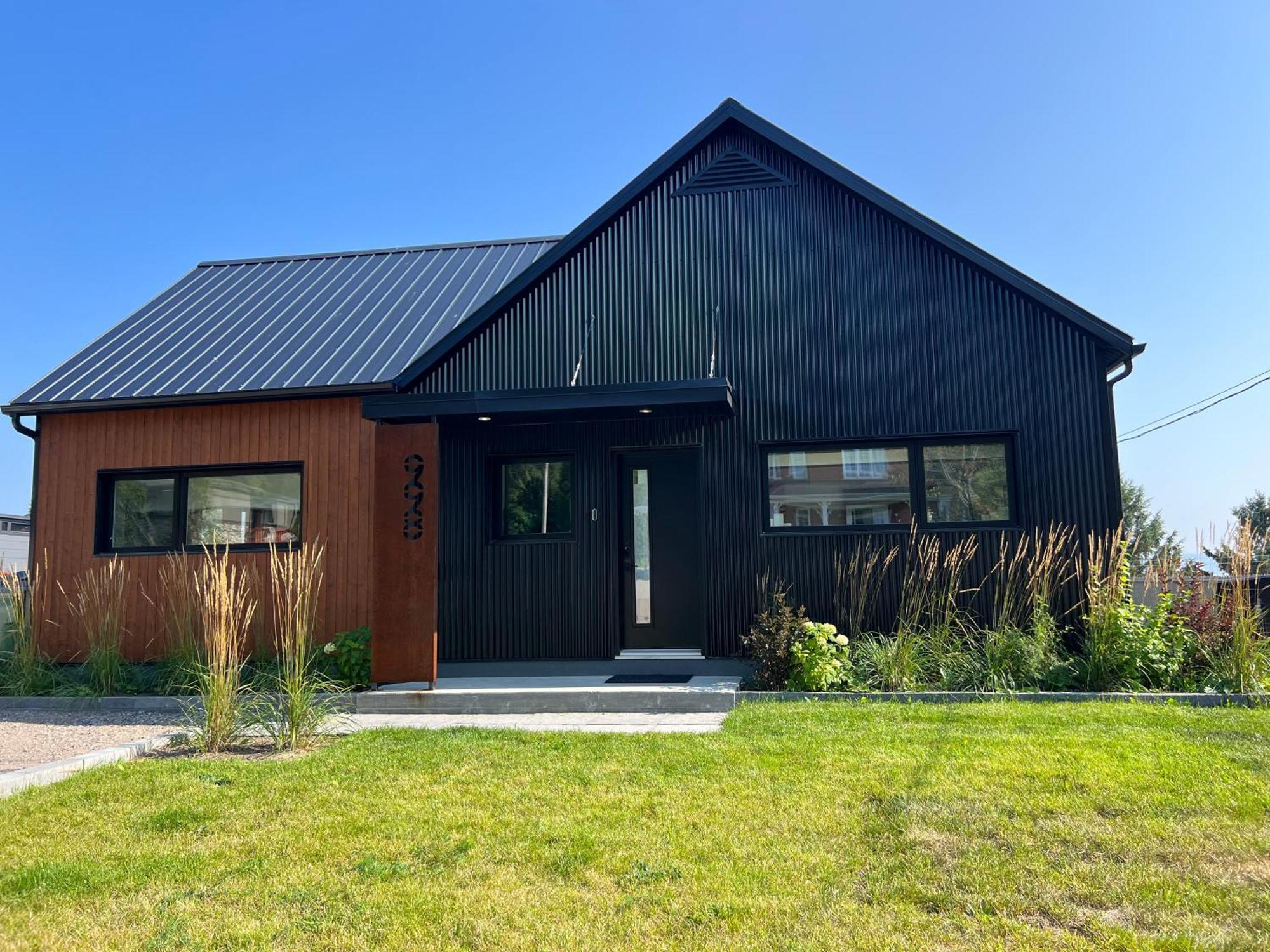 Magical Loft : Breathtaking View & Cozy Fireplace Saguenay Exterior photo